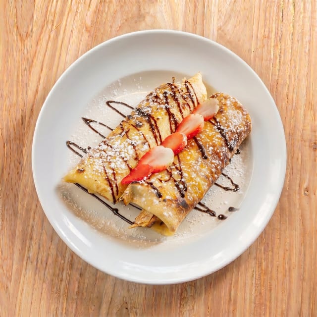 Panqueques [Dulce de Leche Crepes].